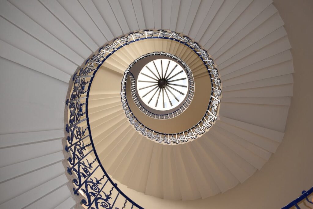 Geometric Patterns Hall Fall Ceiling Design